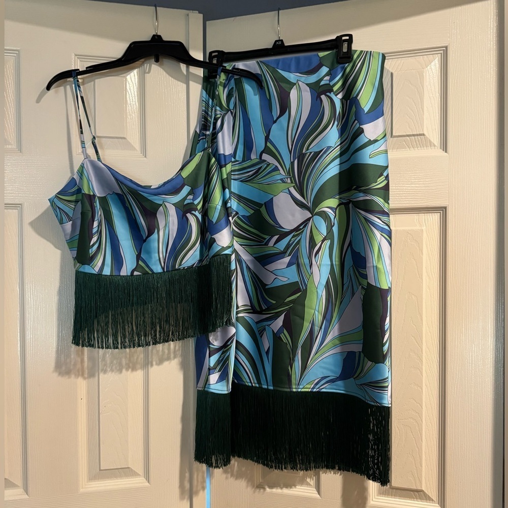 House of Harlow 2 piece NWT